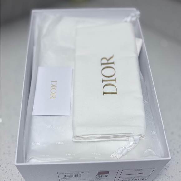 Christian Dior Dway Slide
Camel Calfskin - Picture 8 of 8